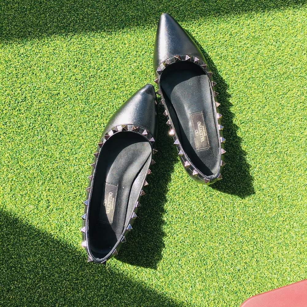 Valentino Garavani Rockstud calf  flats